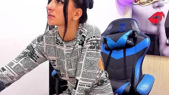 Anniee_x from StripChat is Freechat