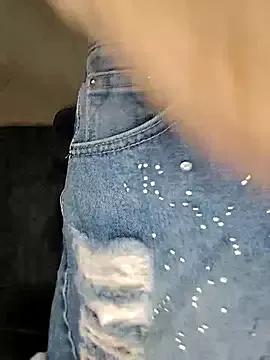 AnnieSparkle from StripChat is Freechat