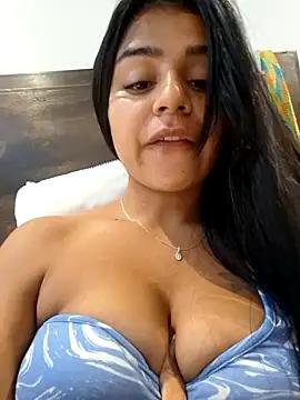 Check-out your craziest wishes with our pick of gaming cams models, featuring big knockers, round tails and tight twats.