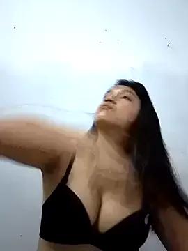 Anny-ly from StripChat is Freechat