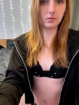 AnnyBelleX from StripChat is Freechat
