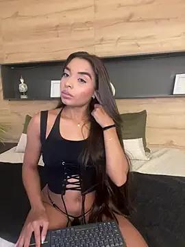 Check-out your craziest wishes with our pick of gaming cams models, featuring big knockers, round tails and tight twats.