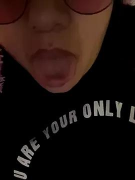 antoniamiller69 from StripChat is Freechat