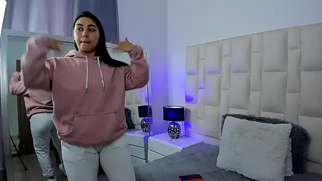 Check-out your craziest wishes with our pick of gaming cams models, featuring big knockers, round tails and tight twats.