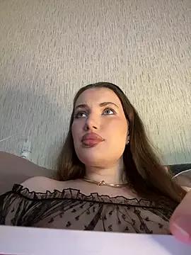 Ariana_Sanderss from StripChat is Freechat
