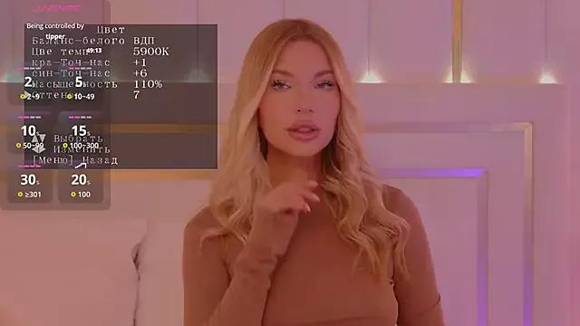 Check-out your craziest wishes with our pick of gaming cams models, featuring big knockers, round tails and tight twats.