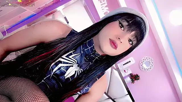 Check-out your craziest wishes with our pick of gaming cams models, featuring big knockers, round tails and tight twats.