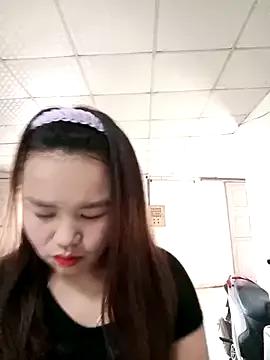 arina-11 from StripChat is Freechat