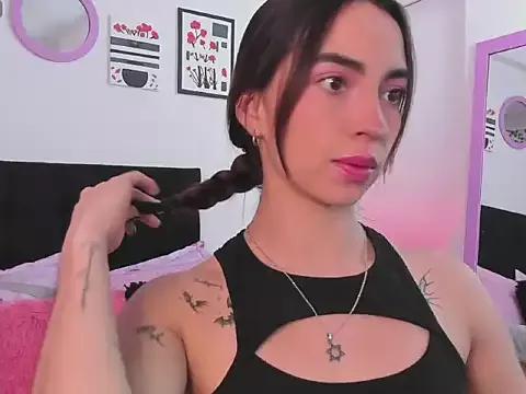 Aryane_art_ from StripChat is Freechat