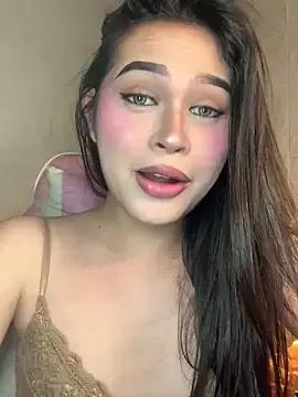 Check-out your craziest wishes with our pick of gaming cams models, featuring big knockers, round tails and tight twats.