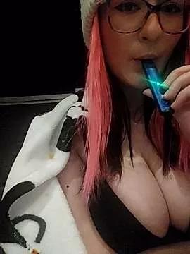 Check-out your craziest wishes with our pick of gaming cams models, featuring big knockers, round tails and tight twats.