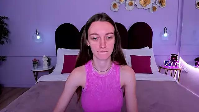 Check-out your craziest wishes with our pick of gaming cams models, featuring big knockers, round tails and tight twats.
