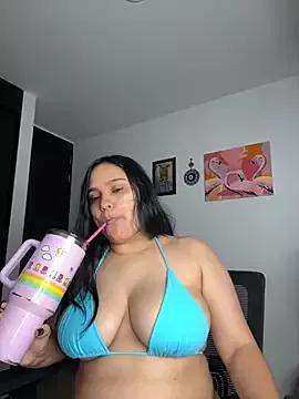 Check-out your craziest wishes with our pick of gaming cams models, featuring big knockers, round tails and tight twats.