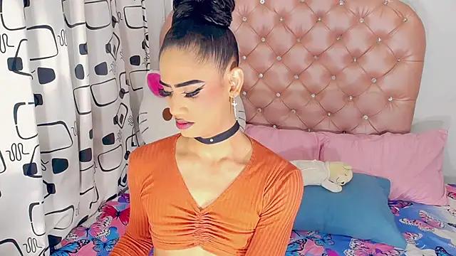 Check-out your craziest wishes with our pick of gaming cams models, featuring big knockers, round tails and tight twats.