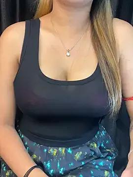attitude_queena from StripChat is Freechat