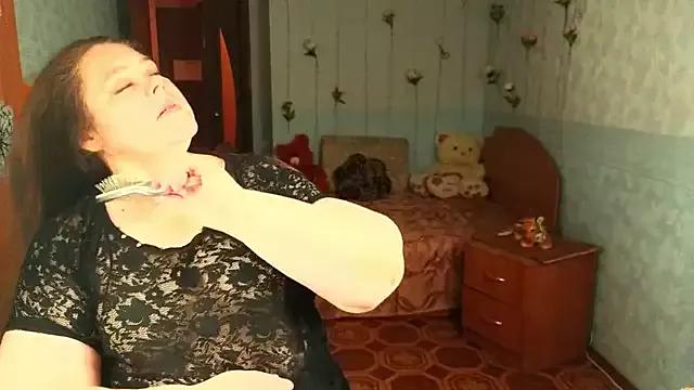 Check-out your craziest wishes with our pick of gaming cams models, featuring big knockers, round tails and tight twats.