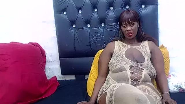 AUGUSTBLOOMxx from StripChat is Freechat