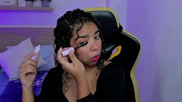 Check-out your craziest wishes with our pick of gaming cams models, featuring big knockers, round tails and tight twats.