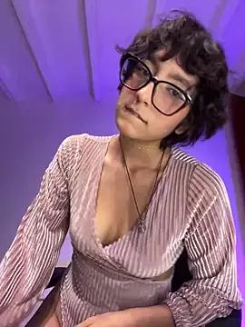 aurora_xoxo from StripChat is Freechat