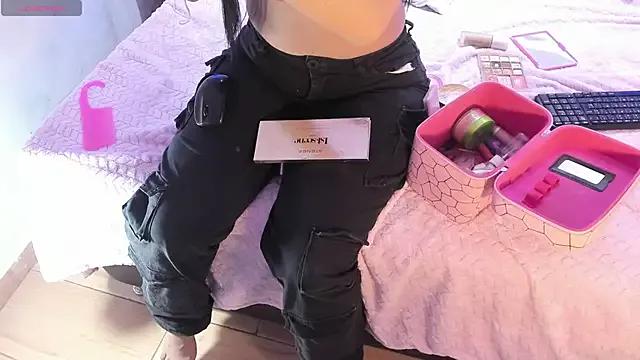 AuroraFiore from StripChat is Freechat