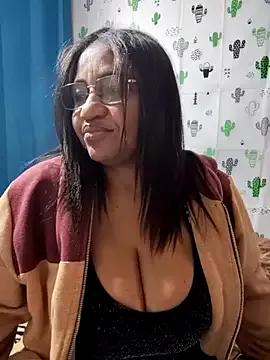 Avannay from StripChat is Freechat