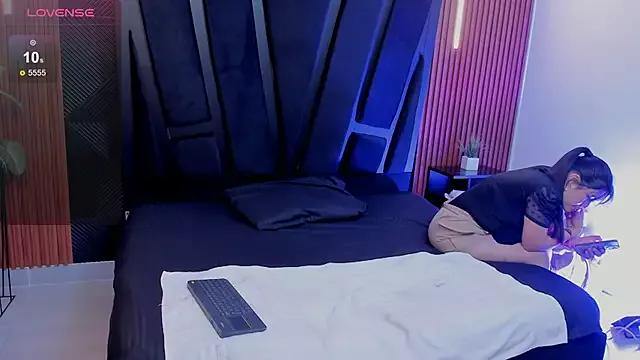 axel_and_nayara from StripChat is Freechat