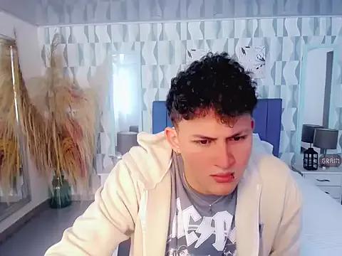 Axel_savage from StripChat is Freechat