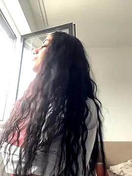 AylinHazellx from StripChat is Freechat