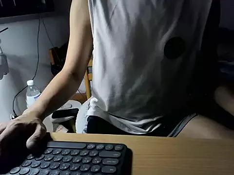 b1b2banana from StripChat is Freechat