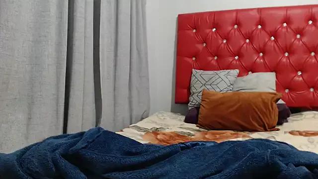 Babesexychix from StripChat is Freechat
