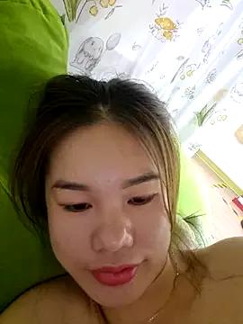 Baby-ladytits2025 from StripChat is Freechat