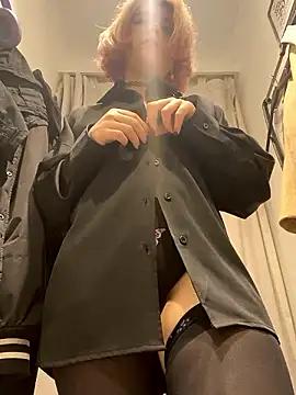 Check-out your craziest wishes with our pick of gaming cams models, featuring big knockers, round tails and tight twats.