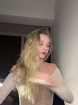 BabyAnais from StripChat is Freechat