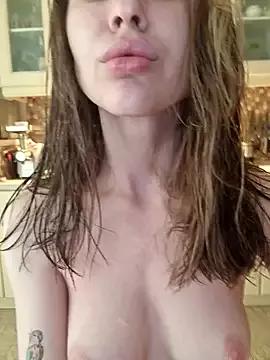 babygloss from StripChat is Freechat