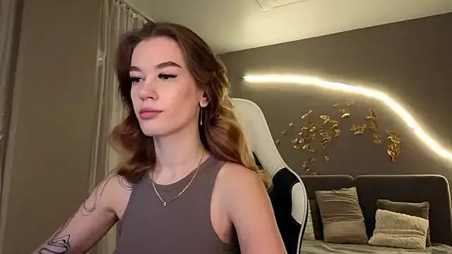 Check-out your craziest wishes with our pick of gaming cams models, featuring big knockers, round tails and tight twats.