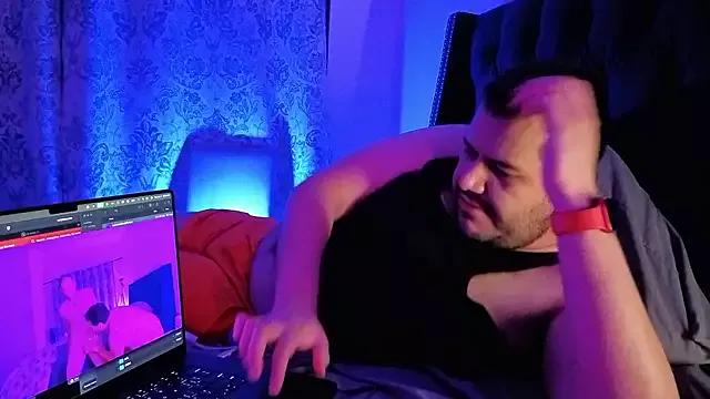 bearcloudcomputa from StripChat is Freechat