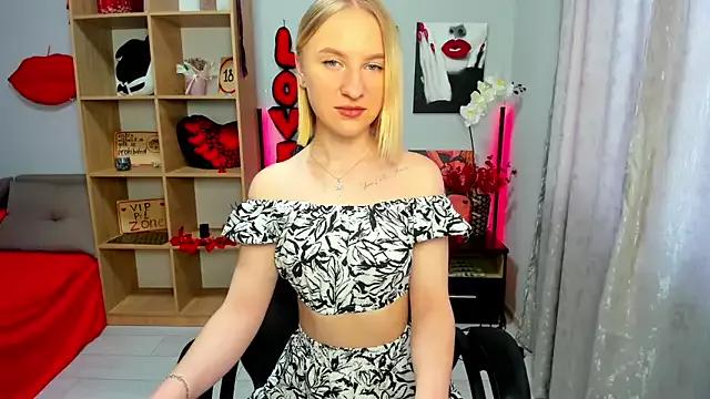 BeautyBlondy from StripChat is Freechat