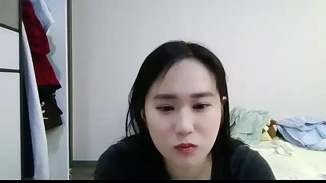 Belinda66 from StripChat is Freechat