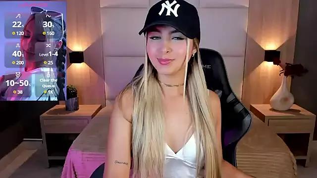 bella1207 from StripChat is Freechat