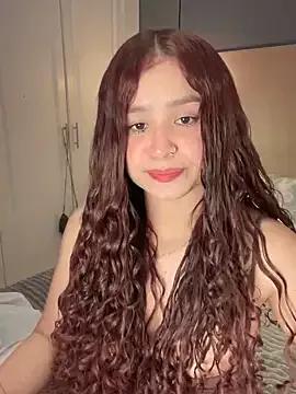 bella_parisi from StripChat is Freechat