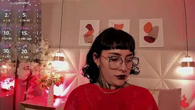 Bella_veil from StripChat is Freechat