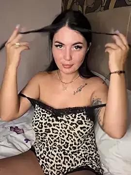 Check-out your craziest wishes with our pick of gaming cams models, featuring big knockers, round tails and tight twats.