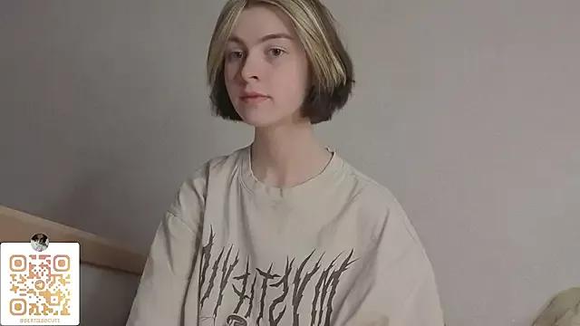 bertamimi from StripChat is Freechat