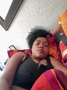 Beybuuu from StripChat