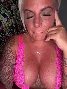 Big-Tits69 webcams show profile image 