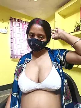 big_tits-queen from StripChat is Freechat