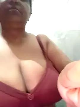 bitch-horny from StripChat is Freechat