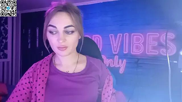 Check-out your craziest wishes with our pick of gaming cams models, featuring big knockers, round tails and tight twats.