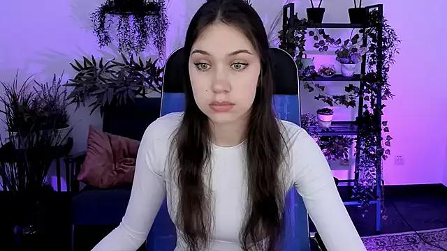 BlossomVesper from StripChat is Freechat