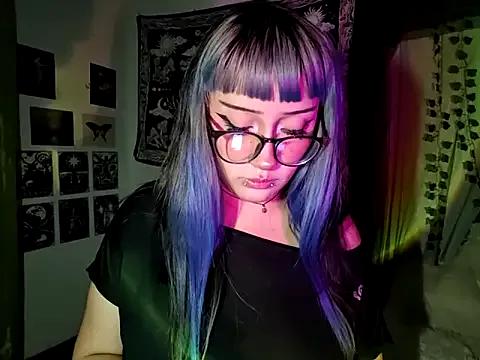 blue_katt from StripChat is Freechat